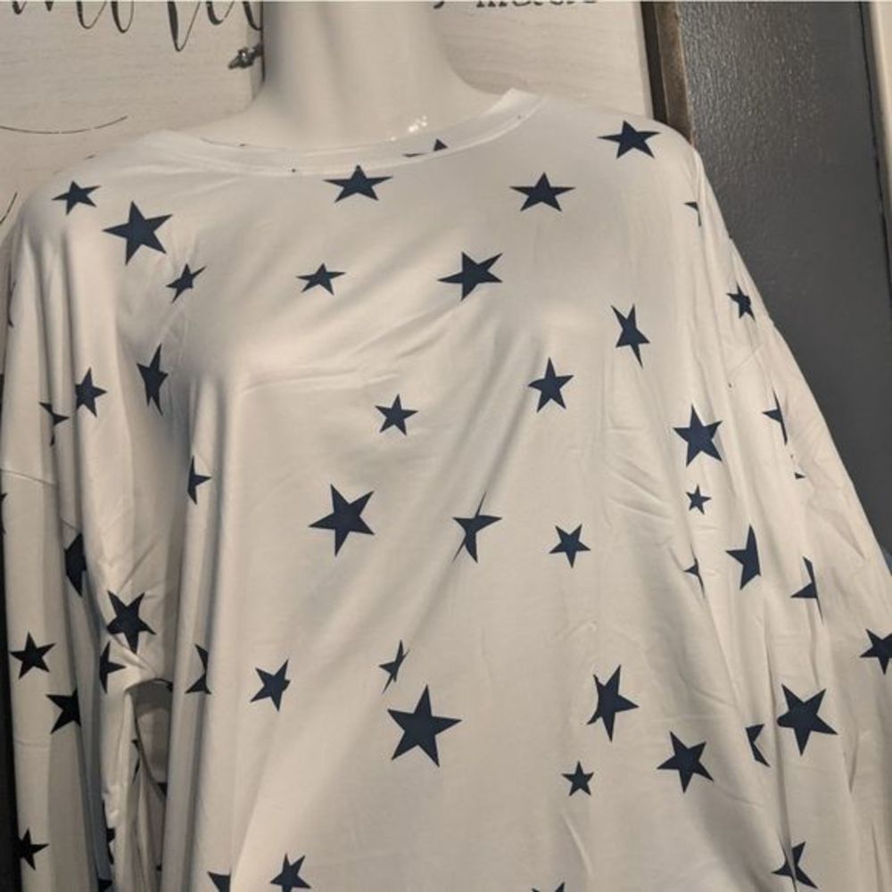 Long sleeve top  - Picture 2 of 9